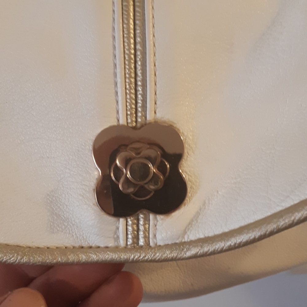 Purse - Picture 3 of 5
